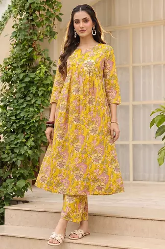 Women cotton blend yellow floral digital printed regular kurta