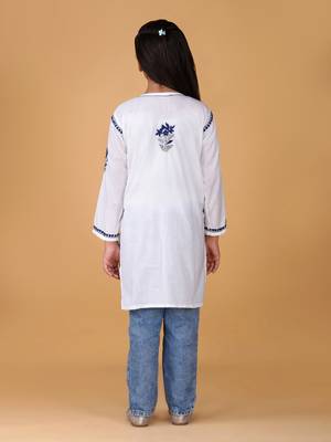 Girls white & blue pure cotton floral embroidered chikankari kurta 2