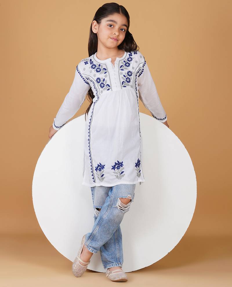 Girls white & blue pure cotton floral embroidered chikankari kurta