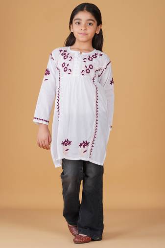 Girls white & maroon pure cotton floral embroidered chikankari kurta