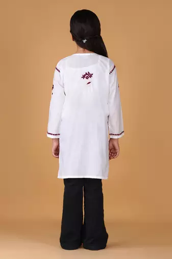 Girls white & maroon pure cotton floral embroidered chikankari kurta
