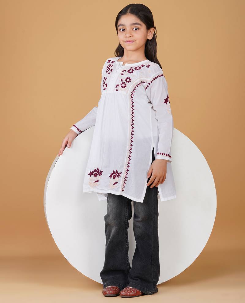 Girls white & maroon pure cotton floral embroidered chikankari kurta