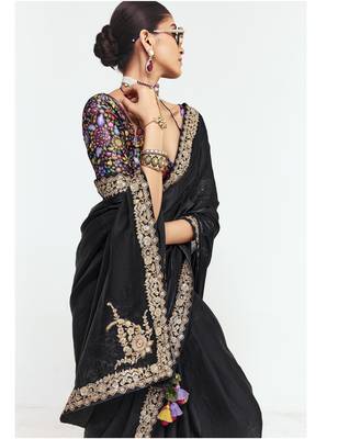 Black designer fancy embroidered party wear saree with art silk blend blouse 4