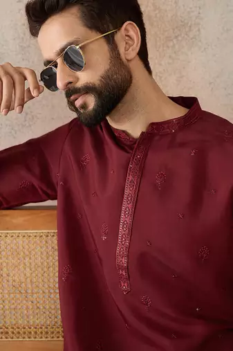 Mens maroon silk blend solid emboidered straight kurta with trouser