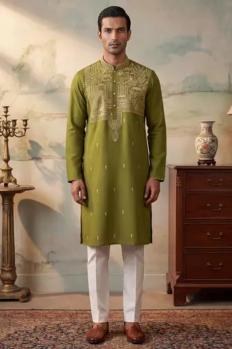 Mens green silk blend solid emboidered straight kurta with trouser