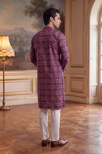 Mens purple silk blend ethnic motifs ikat printed kurta