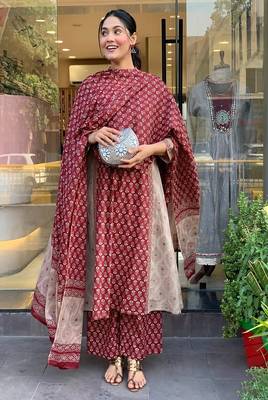 Women's premium handworked pure cotton a-line anarkali kurta palazzo dupatta set 2