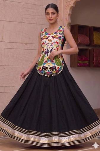 white embroidered cotton u-neck blouse free size upto 42