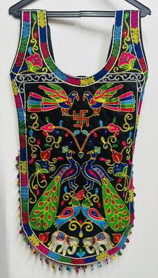 Black embroidered cotton u-neck blouse 2