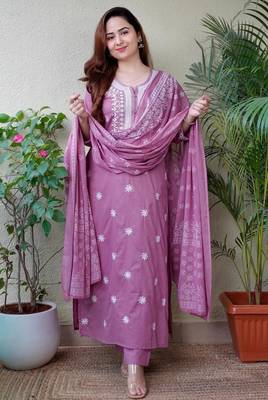 Dusty Lavender Embroidered Straight Suit Set With Dupatta 1