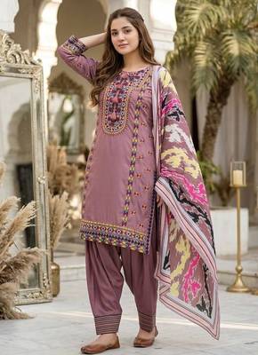 Peach heavy natural silk palazzo set with embroidery & digital dupatta 1