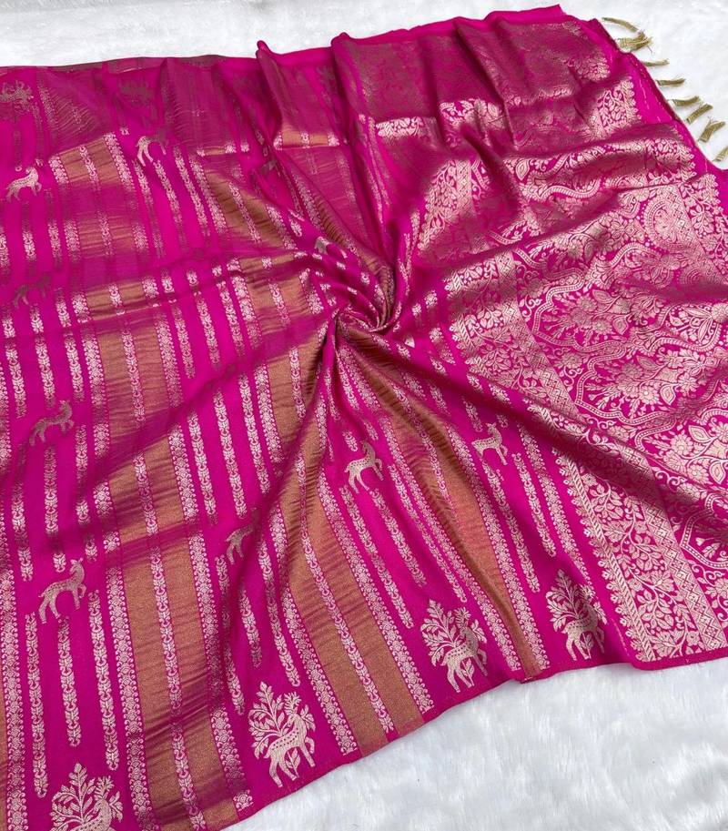 Pink Color Jaqurad Doubling Viscos Jari Weaving All Over Body Small And Beautiful Deer Khaddi Crep Georgette Saree