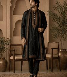 e embroidered kurta  with stole