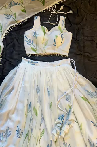 white georgette lehenga choli - free size 