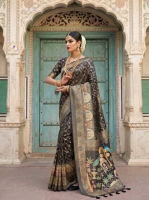 Black Color Printed Pallu With Body Print Jacquard Weaving Border Dola Silk Saree 2