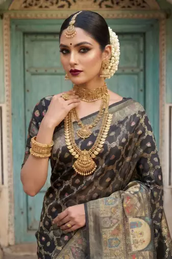 Black Color Printed Pallu With Body Print Jacquard Weaving Border Dola Silk Saree