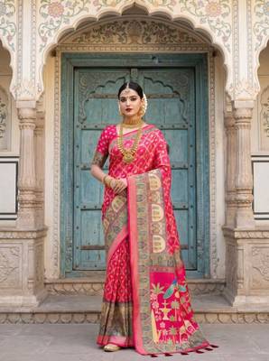 Pink Color Printed Pallu With Body Print Jacquard Weaving Border Dola Silk Saree 1