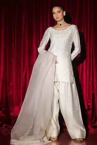 White glass roman silkblend embroidered kurta set with salwar & rangoli silkblend dupatta