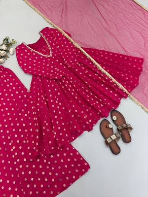 Rani pink jacquard chanderi kurta sharara set with net dupatta 3