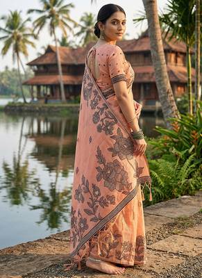 Peach floral printed linen blend saree with matching blouse piece 3
