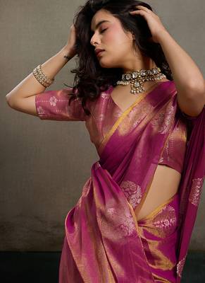 Onion pink linen silk blend saree with gold zari bootas and tassels 4