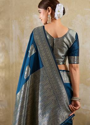 Navy blue zari woven banarasi silk blend saree with blouse piece 4