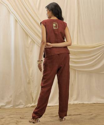 Maroon linen vest top 3