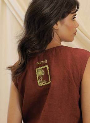 Maroon linen vest top 4