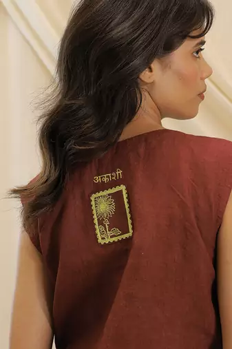 Maroon linen vest top