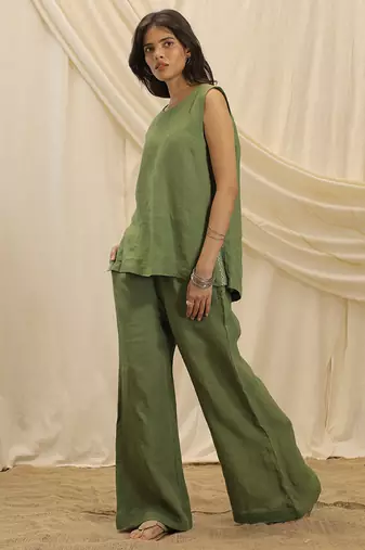 Olive green linen high low top