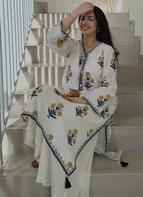 White cotton printed kurta set 4