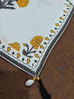 White cotton printed kurta set 5