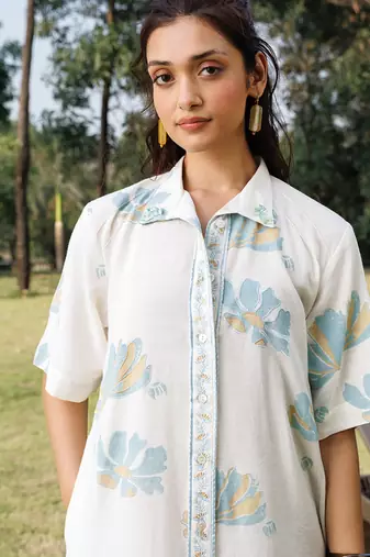 Cream white blue printed cotton short dress