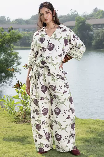 White burgandy printed cotton trouser