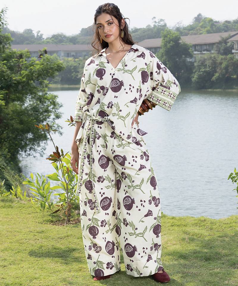 White burgandy printed cotton trouser