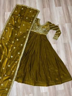 mehendi silk blend readymade anarkali suit with embroidery & zari Sequin work 3
