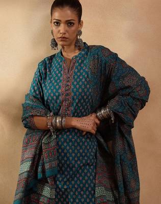 Ethnic motifs printed regular pure cotton straight kurta with trousers & dupatta 1
