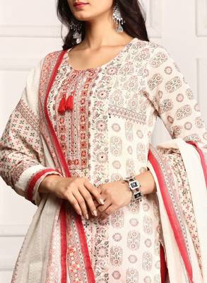 Embellished ethnic motifs printed tie up kurta with pants and printed dupatta 2