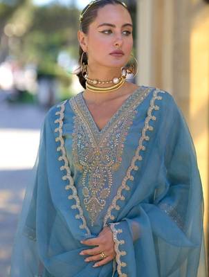 Ethnic motifs embroidered sequinned straight kurta with trousers &  dupatta 2