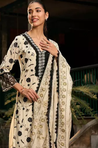 Floral embroidered regular thread work pure cotton kurta with trousers & dupatta