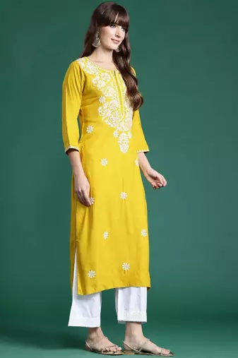 Floral embroidered thread work kurta