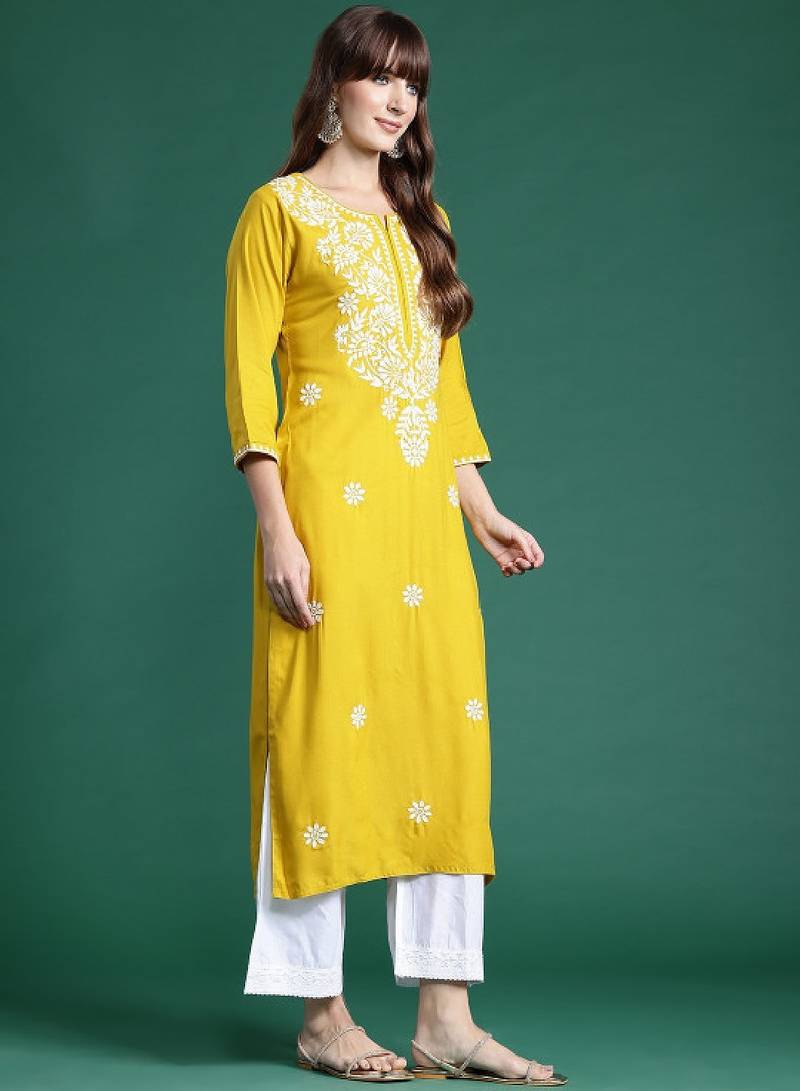 Floral embroidered thread work kurta