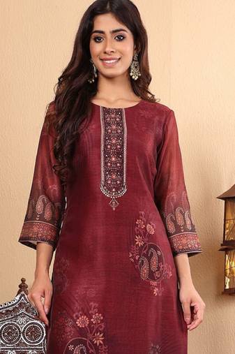 Floral printed sequinned chanderi silk straight kurta with trousers & dupatta