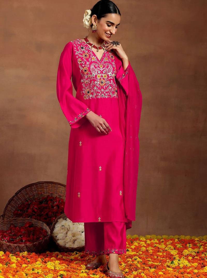 Ethnic motifs embroidered sequinned v-neck straight kurta with trouser & dupatta