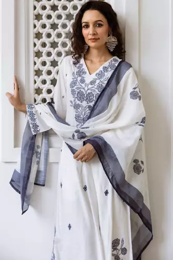 Women floral embroidered regular thread work pure cotton kurta with trousers & with dupatta