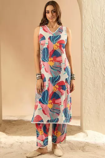 Women printed regular pure cotton kurta with trousers