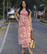 Floral printed straight kurta with palazzos
