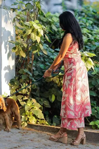 Floral printed straight kurta with palazzos