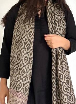 Notched round neck straight kurta with palazzos & dupatta 2