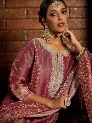 Floral zari embroidered straight kurta with trouser & dupatta 1